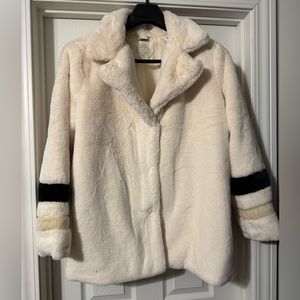SO SOFT!!!    Faux Creme Fur Jacket with Accent Sleeves NWOT
